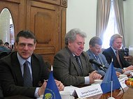 Дм. Бак, Е. Пивовар, А. Николаев и Дм. Соколов