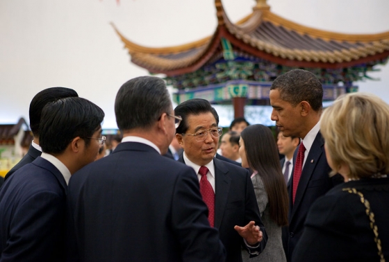 Прошлый лидер КНР Ху Цзиньтао и Барак Обама в Пекине. 2009 г. Официальное фото Белого дома, сделанное Питом Соуза (Pete Souza)
