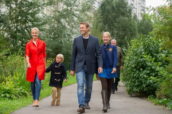 Алексей Навальный с семьей