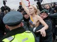 Акция FEMEN в Вильнюсе