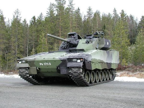 БМП CV-90
