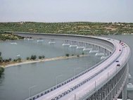 Макет моста через Керченский пролив
