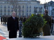 В рамках рабочего визита в Венгрию Владимир Путин возложил венки к Могиле Неизвестного Солдата