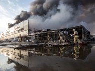 Пожар в ТЦ "Адмирал" в Казани