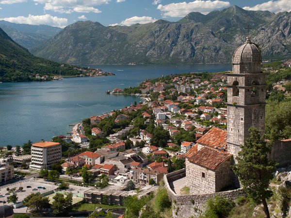 Посольство подтвердило данные о погибели россиянки в Черногории
