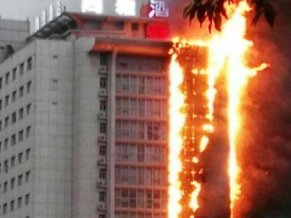 Пожар в отеле в Сичане