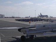 Захваченный самолет Egyptair в аэропорту Ларнаки