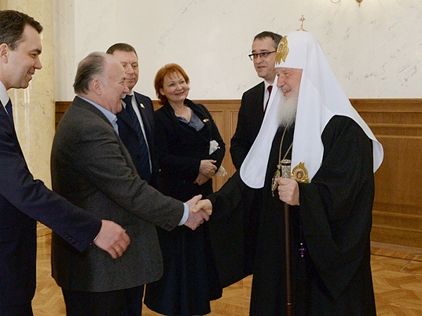 Патриарх Кирилл с депутатами Мосгордумы 29 марта 2016