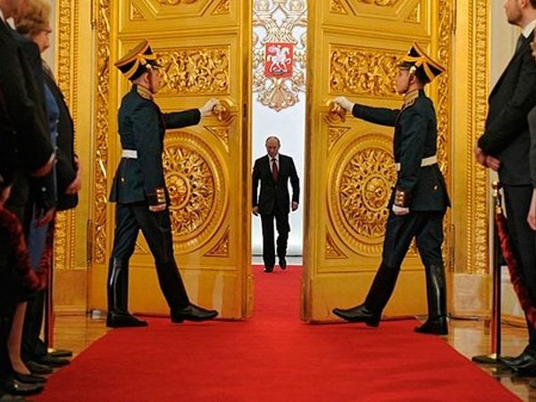 Порошенко и Климкин выразили сожаления в связи со стрельбой в Техасе Порошенко и Климкин выразили сожаления в связи со стрельбой в Техасе