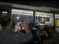Нападение на автобус с журналистами в Рио