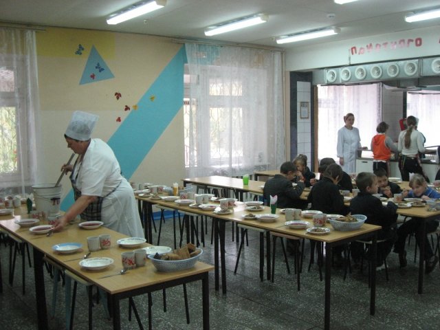 Число отравившихся в кадетской школе Подмосковья возросло до 65 человек Число отравившихся в кадетской школе Подмосковья возросло до 65 человек