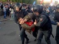Задержание Максима Панфилова на Болотной площад