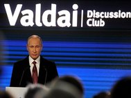 Владимир Путин на заседании клуба "Валдай"