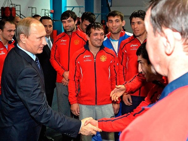 В.Путин с Олимпийской сборной по боксу