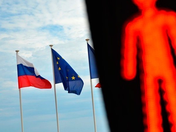 EC продлил санкции против граждан России еще на полгода