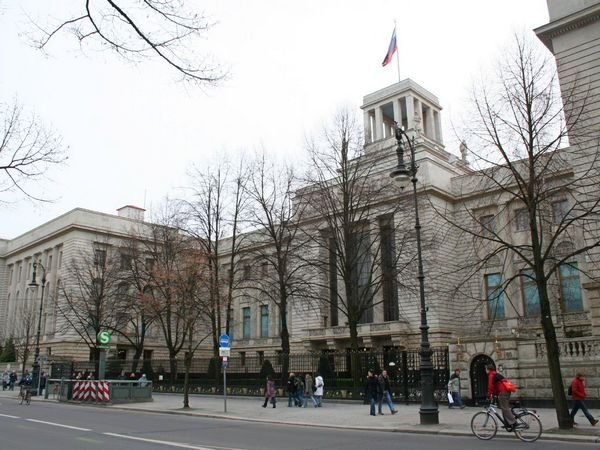 Около 20 стран готовы выслать русских дипломатов