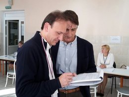 Члены Парламентской ассамблеи ОБСЕ на избирательном участке в Новосибирске. 2016