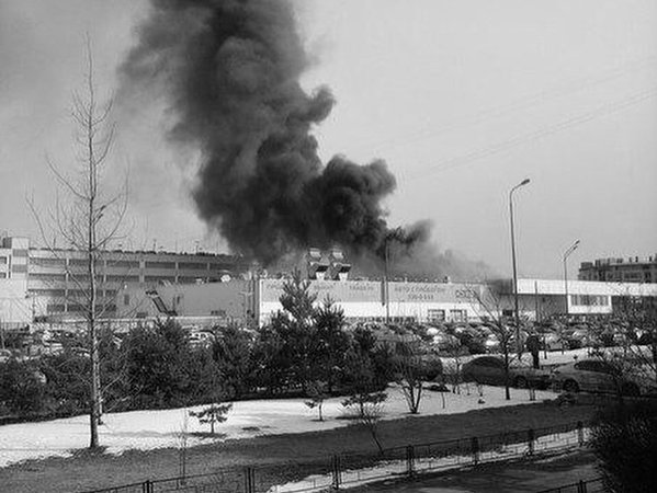 Пожар в автоцентре, Санкт-Петербург