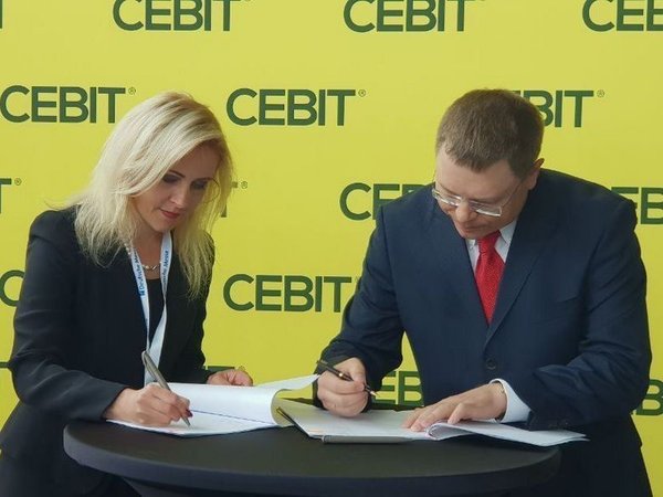 Подписание соглашения о сотрудничестве на CeBIT–2018