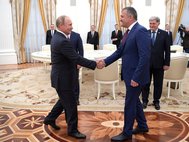 Владимир Путин и Анатолий Бибилов