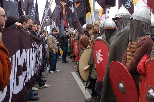   2008 (  )