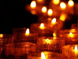 Свечи в память о погибших